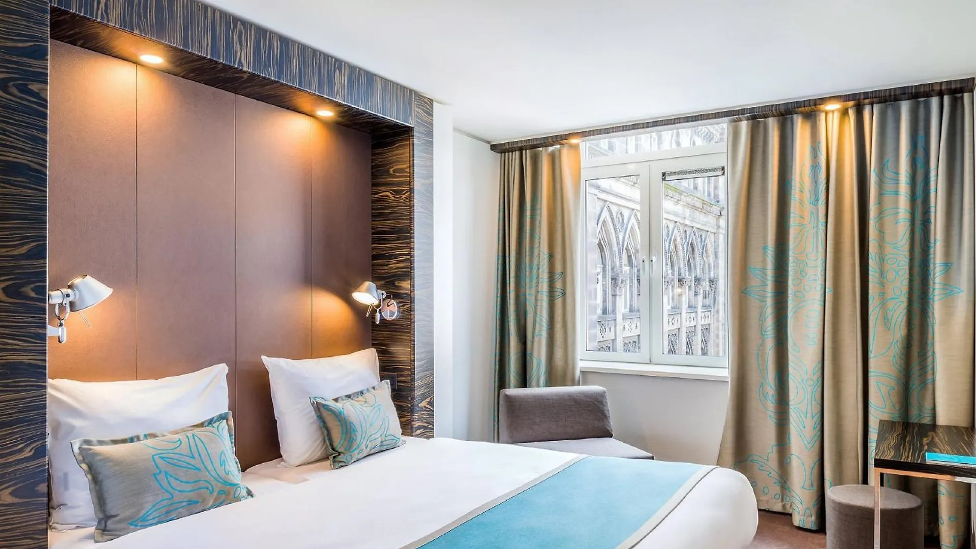 Motel One Edinburgh-Princes Hotel EDI