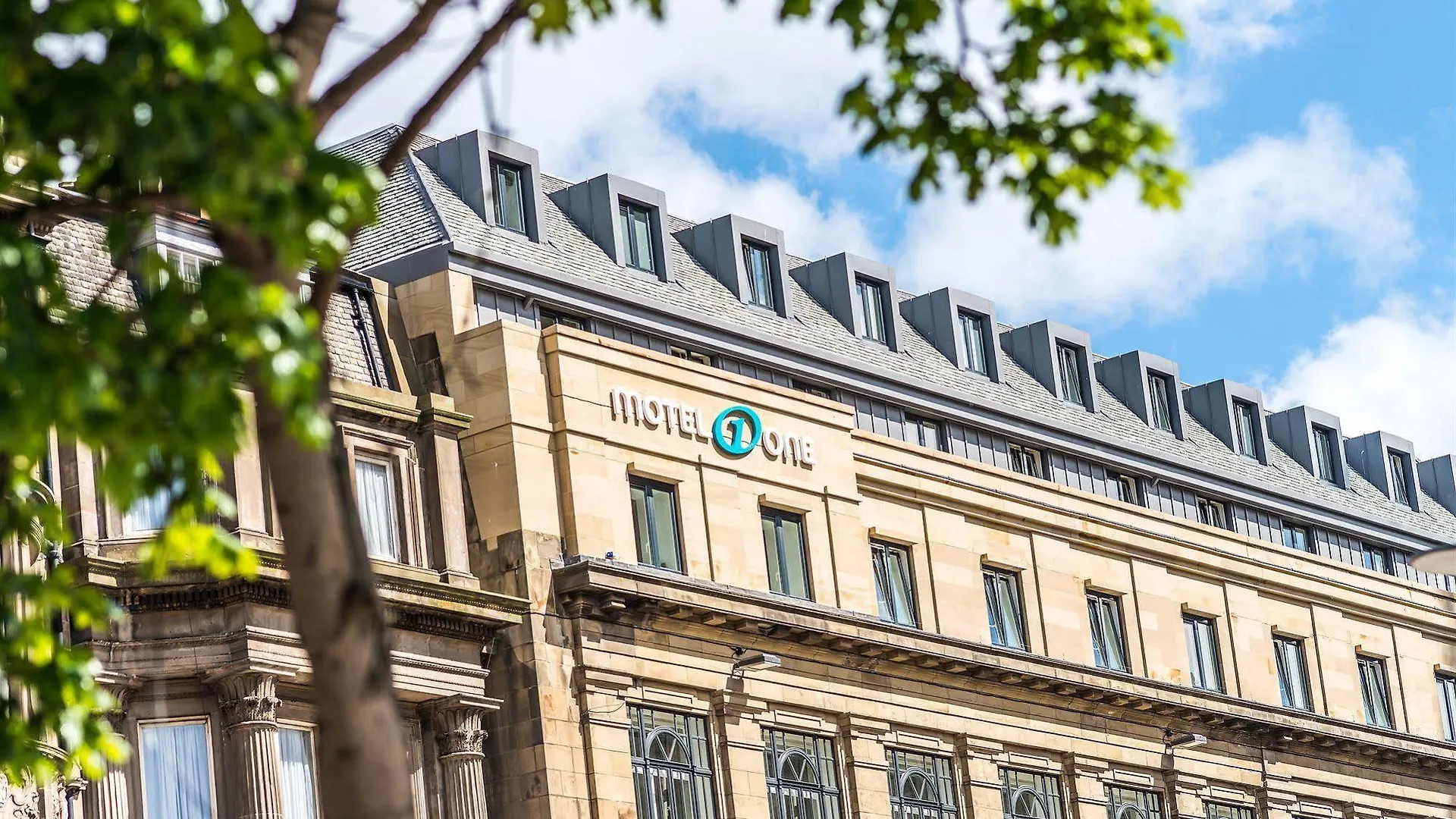 Motel One Edinburgh-Princes Hotel